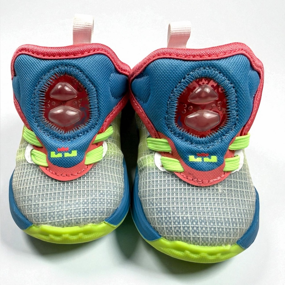 Nike LeBron 9 Space Jam Baby Shoes Size 2C – New Without Tags – Blue Multi